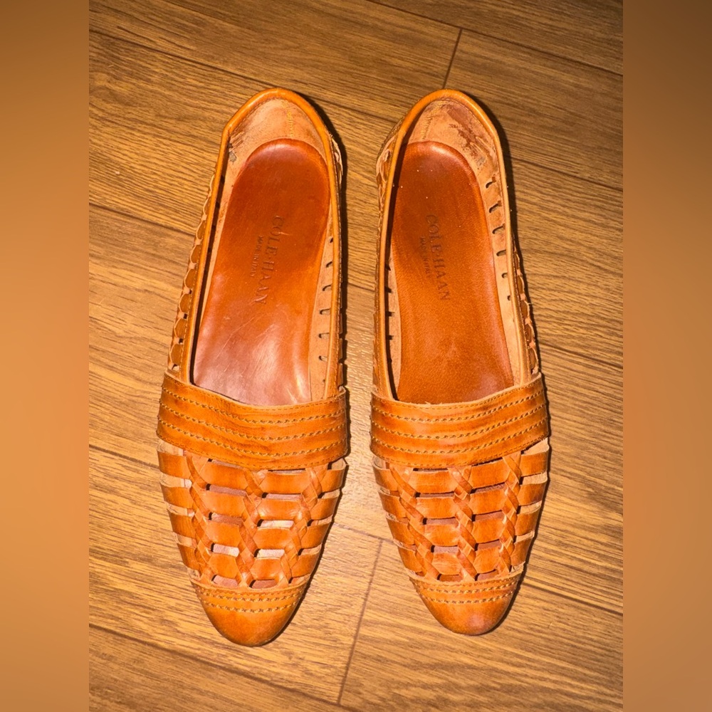 Vintage Cole Haan flats style saddle tan shoes 8.5